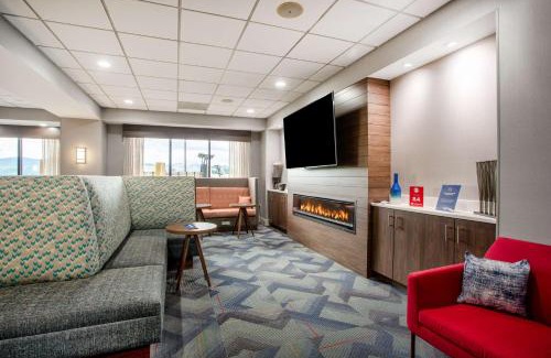 Elkins Hotel | Hampton Inn Elkins