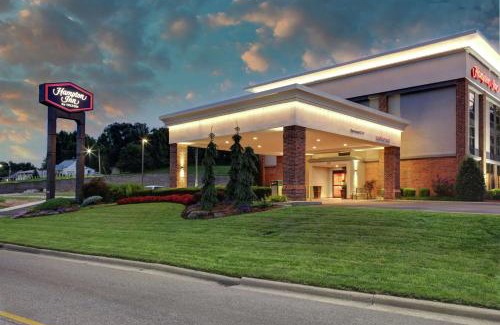 Jasper Hotel | Hampton Inn Jasper