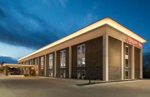 Deerfield Hotel | Hampton Inn Lawrence