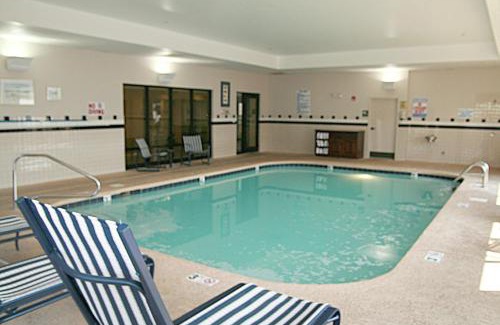Mount Airy Hotel | Hampton Inn Mount Airy