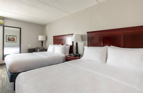 Central Newport News Hotel | Hampton Inn Newport News-Yorktown