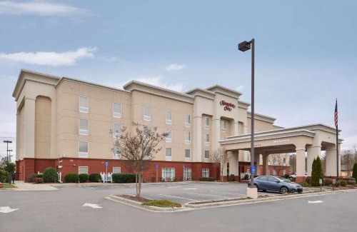 Statesville Hotel | Hampton Inn Statesville