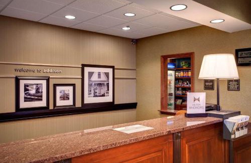 Addison Hotel | Hampton Inn & Suites Addison