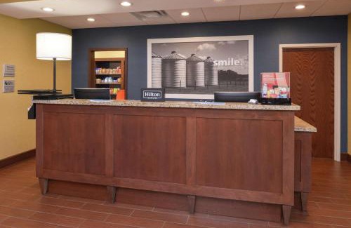 Lonoke Hotel | Hampton Inn & Suites by Hilton Lonoke