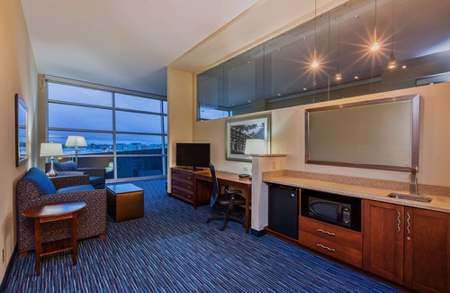 Owensboro Hotel | Hampton Inn & Suites Downtown Owensboro/Waterfront