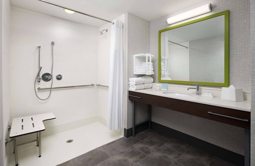 Franklin Hotel | Hampton Inn & Suites Franklin Indianapolis
