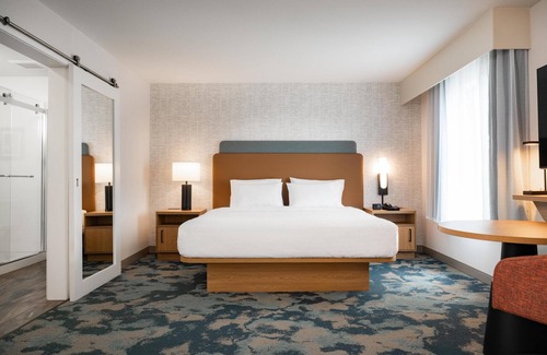 Historic Downtown La Crosse Hotel | Hampton Inn & Suites La Crosse Downtown