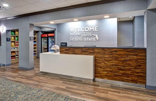 Lady Lake Hotel | Hampton Inn & Suites Lady Lake/The Villages