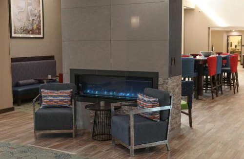 Lafayette Hotel | Hampton Inn & Suites Lafayette