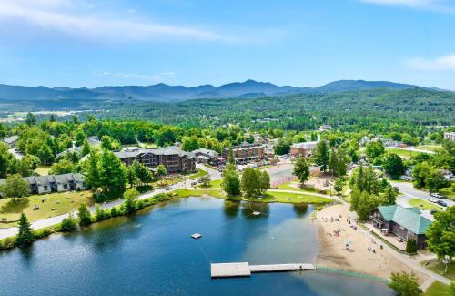 Lake Placid Hotel | Hampton Inn & Suites Lake Placid