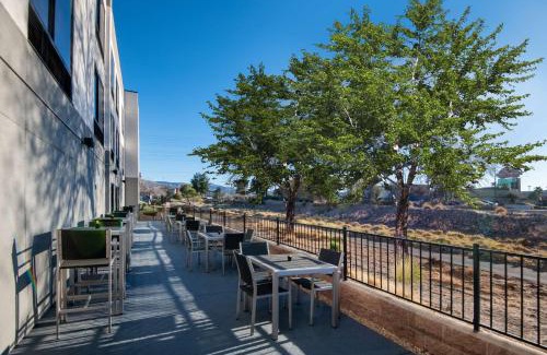 Whitney Ranch Hotel | Hampton Inn & Suites Las Vegas-Henderson