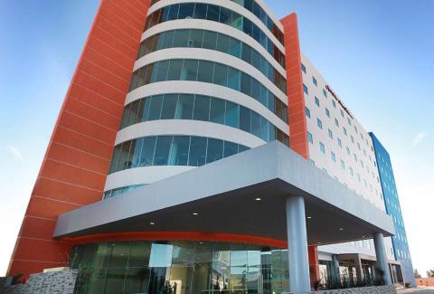 Aguascalientes Hotel | Hampton Inn & Suites by Hilton Aguascalientes Aeropuerto