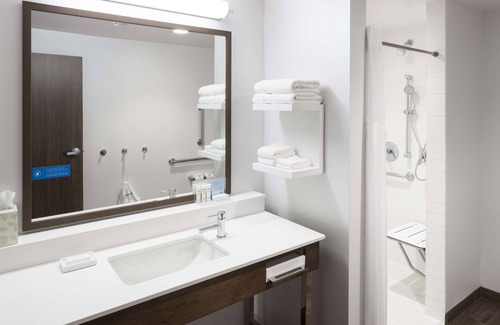 Downtown Phoenix Hotel | Hampton Inn & Suites Phoenix Downtown