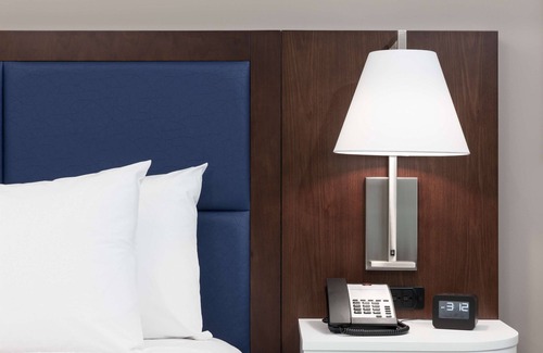 Downtown Phoenix Hotel | Hampton Inn & Suites Phoenix Downtown