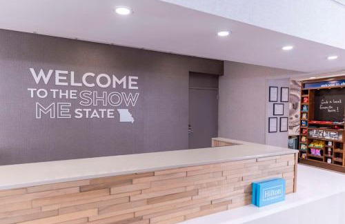 Chesterfield Hotel | Hampton Inn & Suites St. Louis-Chesterfield