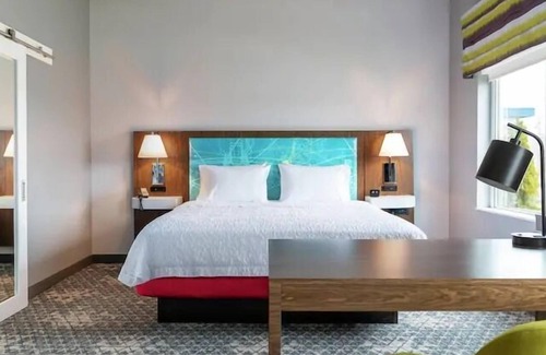 Servia Hotel | Hampton Inn Wabash