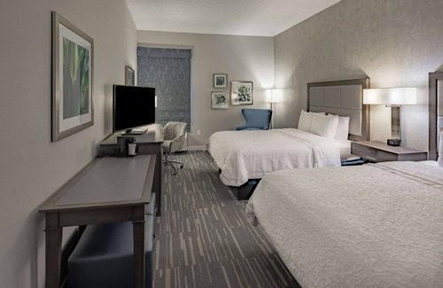 Lacy-Lakeview Hotel | Hampton Inn Waco