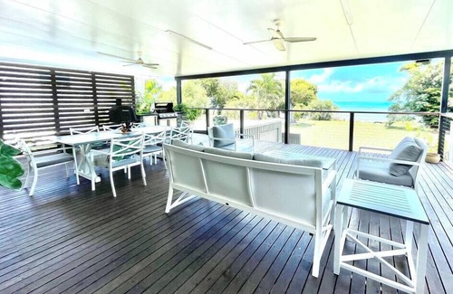 Hideaway Bay Villa | Hamptons at Hydeaway - Beachfront Home