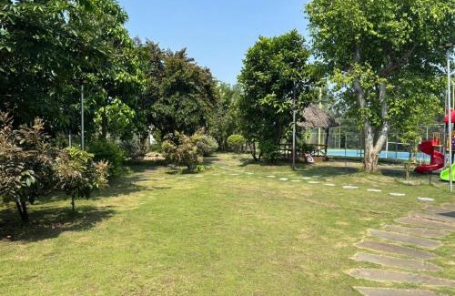 Ben Luc Villa | Hana Villa