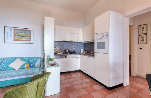 Latte Apartment | Hanbury Apt Pool And Sea, Ventimiglia, Italy