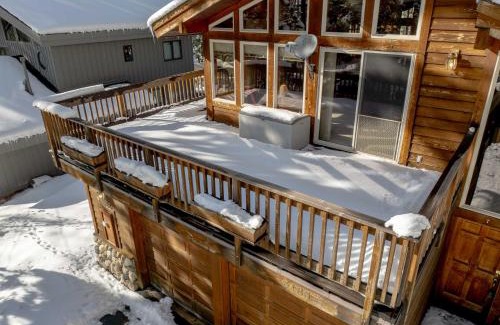 Lake Forest House | Handcrafted Tahoe Retreat Walk to Beach & Ski