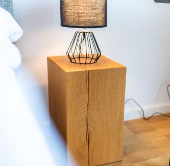 Holzgerlingen Apartment | Handmade I Modern I Luxury I Kitchen I Home Office I Parkplatz