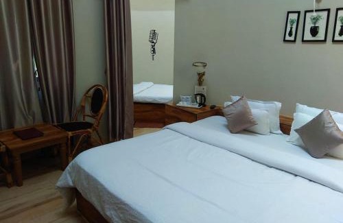 Chitrakoot House | Hanumat Dham Guest House
