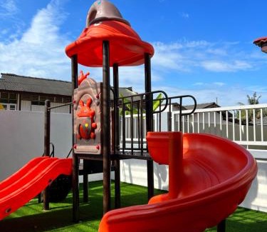 Gelam House | Happy 2 Homestay (28 pax) (swimming pool)