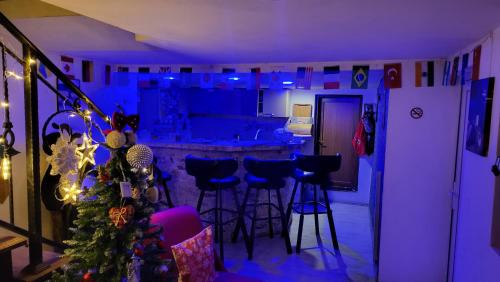 Borjomi House | happy pandasN12