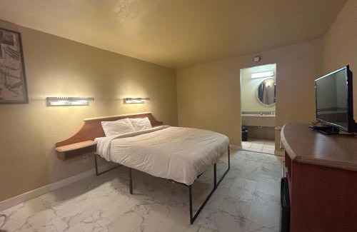 Eloy Hotel | Happy Smart Inn I-10 Eloy and Casa Grande
