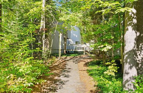 Harbor Springs Apartment | Harbor Cove #9