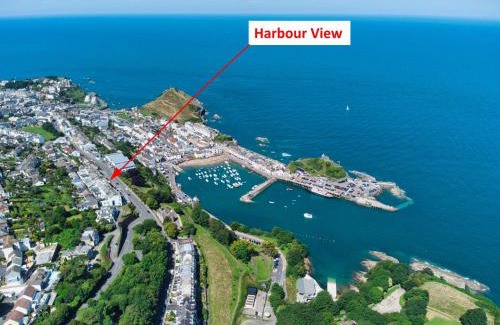 Hele House | Harbour View