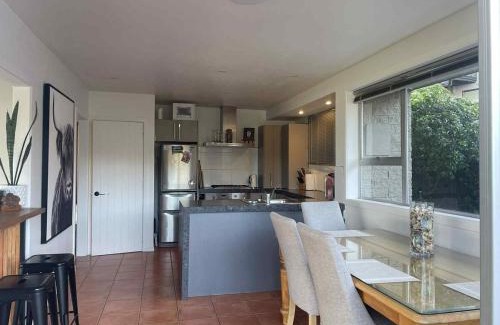 Lyttelton House | Harbour Views & Hillside Charm