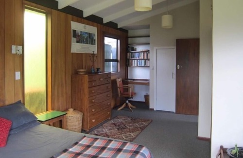 Harwood House | Harbourside Hideaway at Harwood