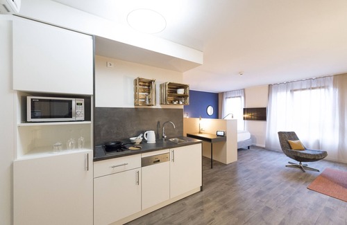 West Apartment | HARBR. boardinghouse