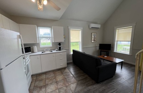 Shediac Cottage | Hardy's Parlee Beach Chalet #17