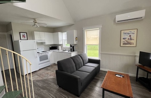 Shediac Cottage | Hardy's Parlee Beach Chalet #20