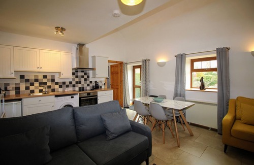 Louth Cottage | Hare Cottage, Covenham Holiday Cottages