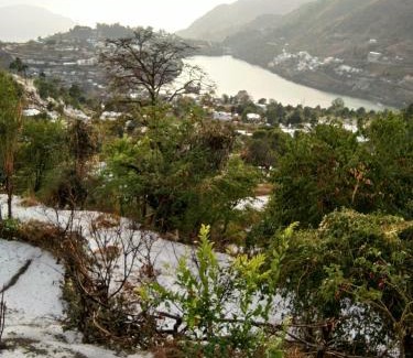 Bhimtal House | Harender nayal house Bhimtal Nainital near kaichi dham