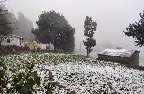 Bhimtal House | Harender nayal house Bhimtal Nainital near kaichi dham