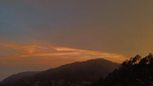 Bhimtal House | Harender nayal house Bhimtal Nainital near kaichi dham