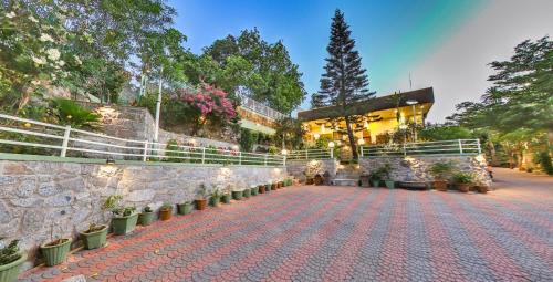Mount Abu Resort | Hari Niwas - A Boutique Garden Resort Mount Abu