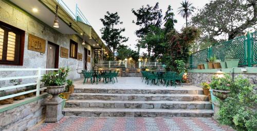 Mount Abu Resort | Hari Niwas - A Boutique Garden Resort Mount Abu