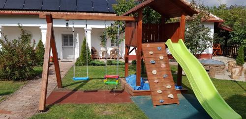 Poroszlo House | Harmónia Parasztház és Apartman