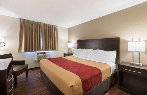 New Ulm Hotel | Harmony Inn