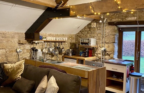Maulds Meaburn House | Harry's Barn, detached character property