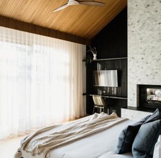 Indigo Shire Villa | Harry's On Moodemere