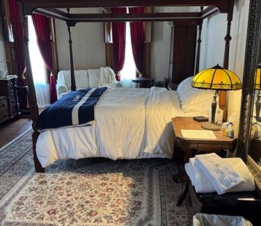 Fort Plain Bed & Breakfast | Haslett House - A Gilded Age Estate