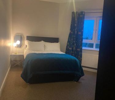 Newtownabbey Apartment | Hastings Apartments Extra Large Self Catering Apt Tourism Certified Free Parking WiFi
