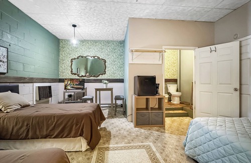 Matewan Resort | Hatfield McCoy Resort Inn. Room #3. Direct access to Hatfield McCoy ATV Trails.